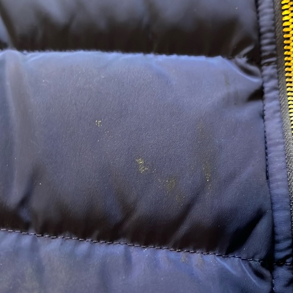 Talbots women’s navy blue puffer vest - Picture 7 of 10